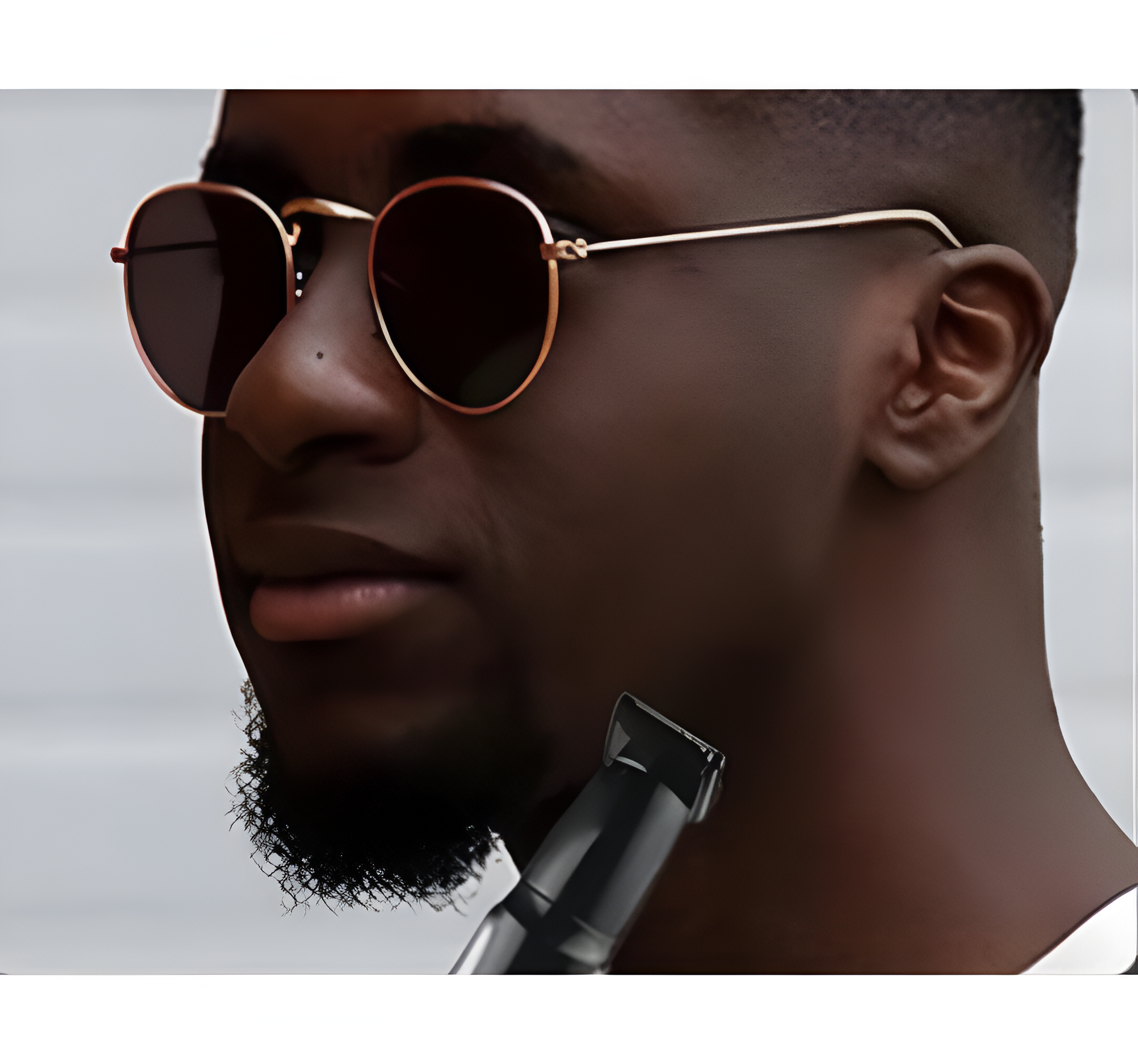 Effortless Grooming with the 3-in-1 Rechargeable Hair Trimmer